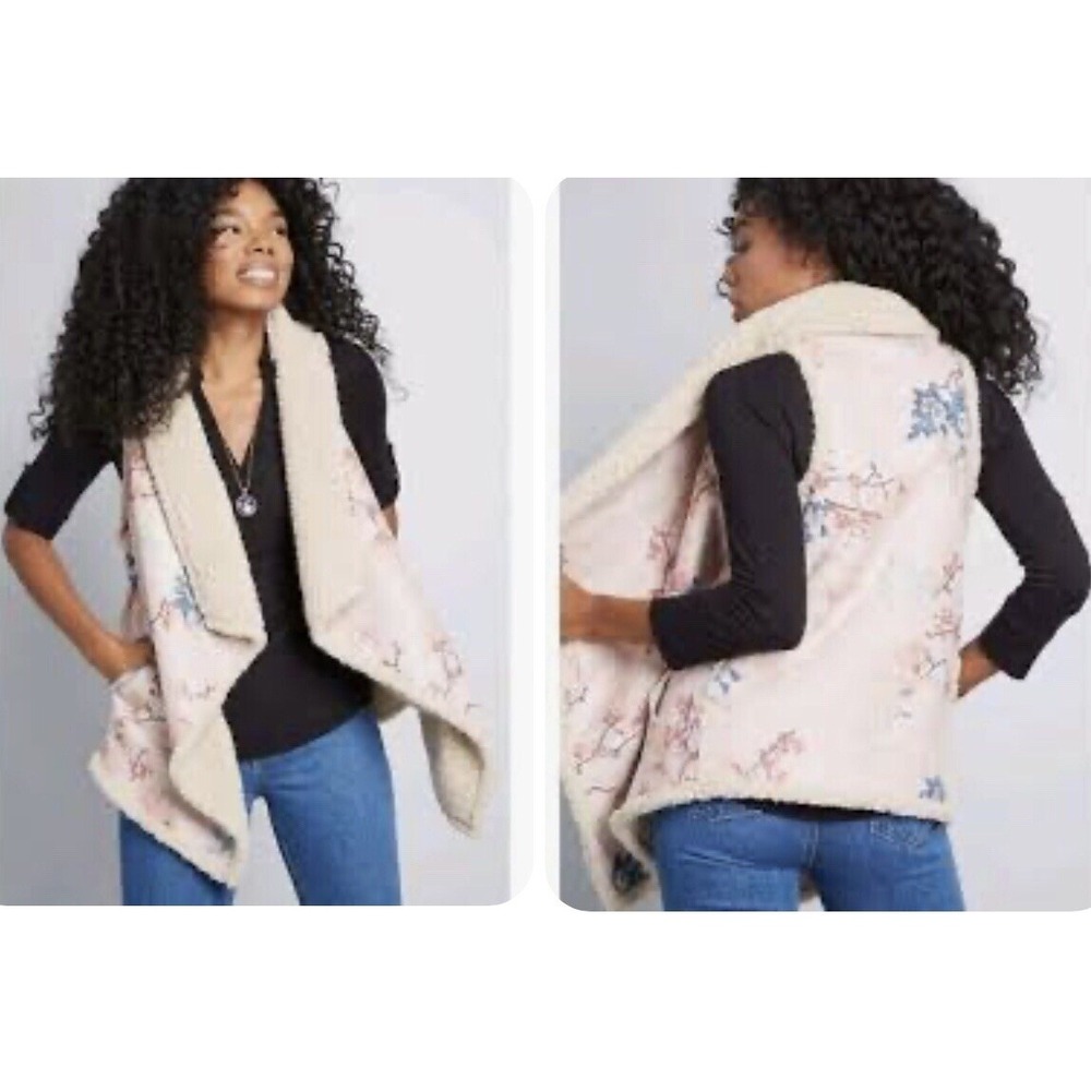 BB DAKOTA  Vest Women's XS Parchment Pink Floral Open Reversible Sherpa $110 NEW